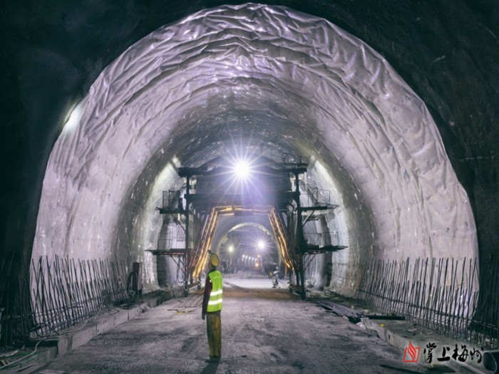 EVA隧道防水板鋪設(shè)與施工