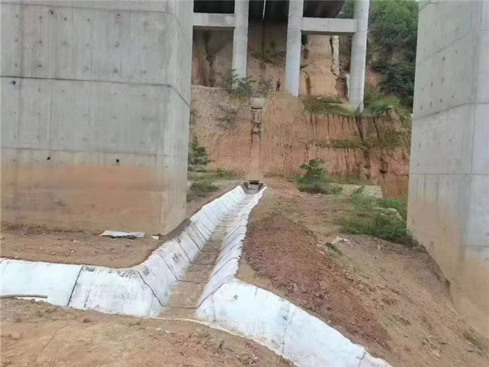 水泥毯的鋪設(shè)方法